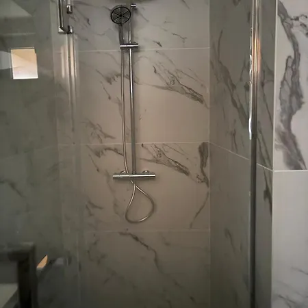 Svitlyachok Affittacamere *