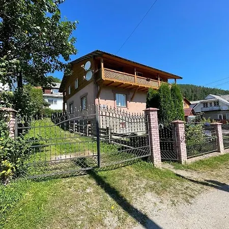 Svitlyachok Pensión Yaremche